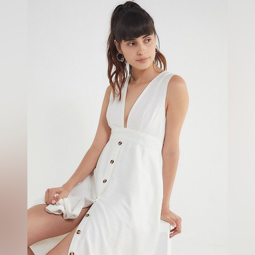 Urban Outfitters White Sleeveless Midi Sundress - Picture 2 of 6